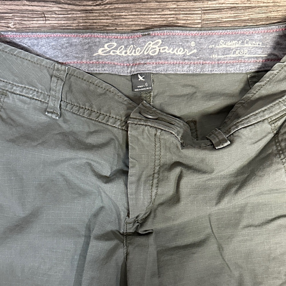Eddie Bauer Olive Cargo Pants for Men - Picture 3 of 7